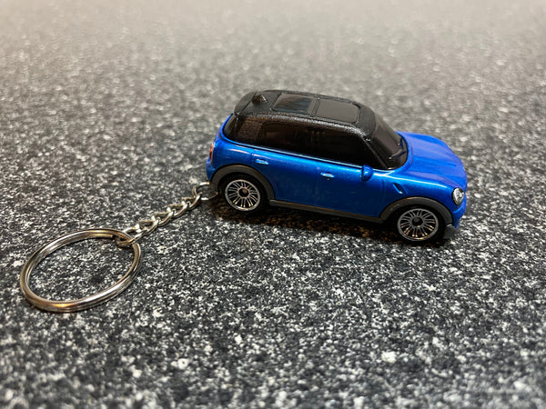 Mini Cooper Countryman keychain Hot Wheels Matchbox