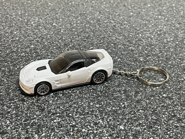 2008 Corvette ZR1 C6 White Keychain Diecast Car Hot Wheels Matchbox