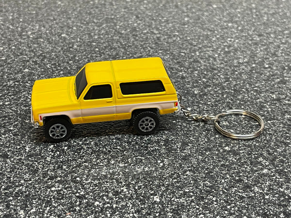 1979 Chevy K5 Blazer 4x4 Keychain Diecast Car Hot Wheels Matchbox