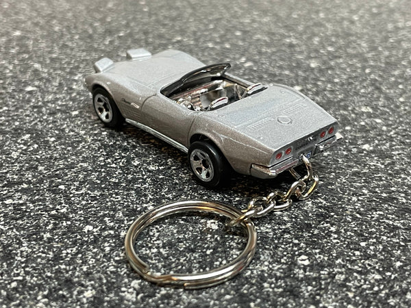 1972 Corvette Stingray Convertible Keychain Diecast Car Hot Wheels Matchbox