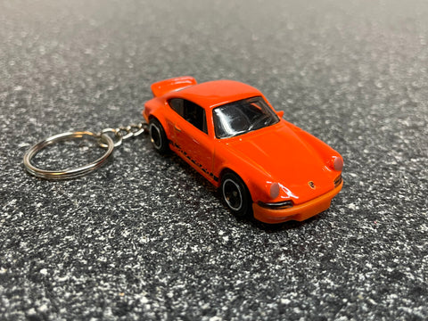 Porsche 911 Carrera  RS 2.7 Orange Keychain Hot wheels