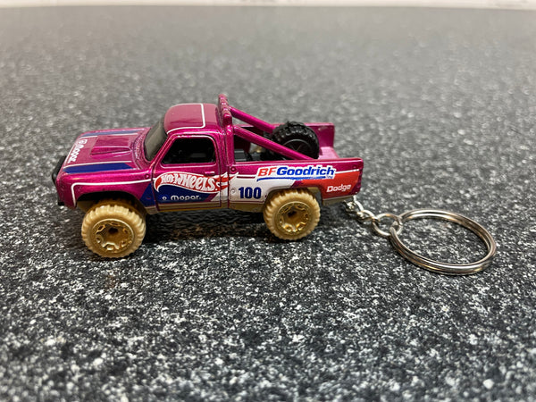 Dodge D100 Mopar Truck 4x4 Offroad Keychain Diecast Car Matchbox Hot Wheels