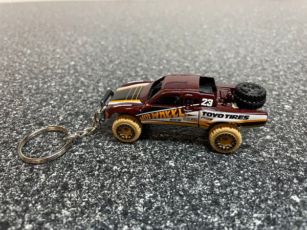 Toyota Hilux Prerunner Tacoma Truck Keychain  4x4 Offroad Diecast Car Matchbox Hot Wheels