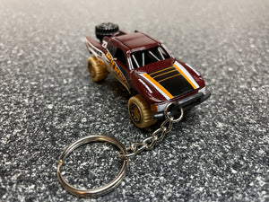 Toyota Hilux Prerunner Tacoma Truck Keychain  4x4 Offroad Diecast Car Matchbox Hot Wheels