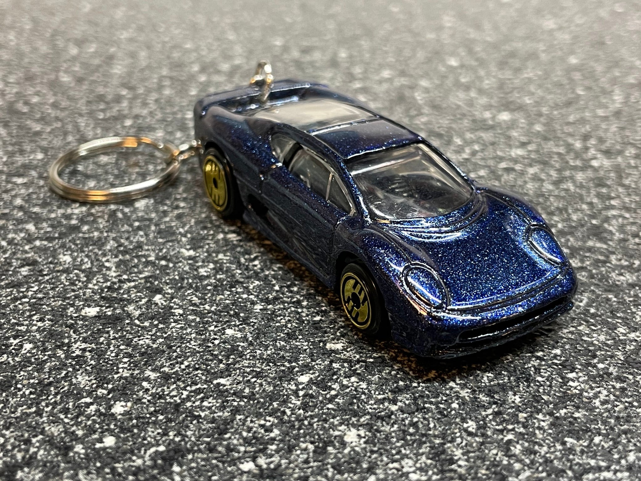 Jaguar XJ220 Custom Keychain Matchbox Hot Wheels Car