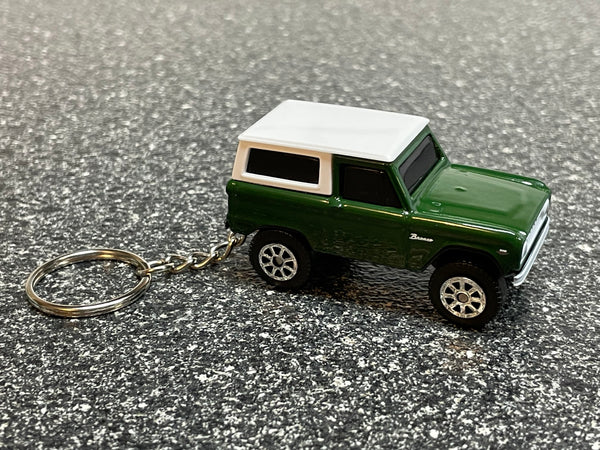 1966 Bronco 4x4 Green Keychain Diecast Car Hot Wheels Matchbox