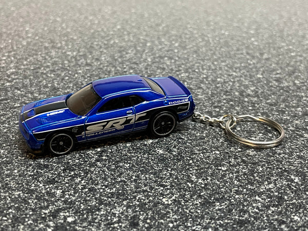 2015 Dodge Challenger Hemi SRT Keychain Diecast Blue Car Matchbox Hot Wheels